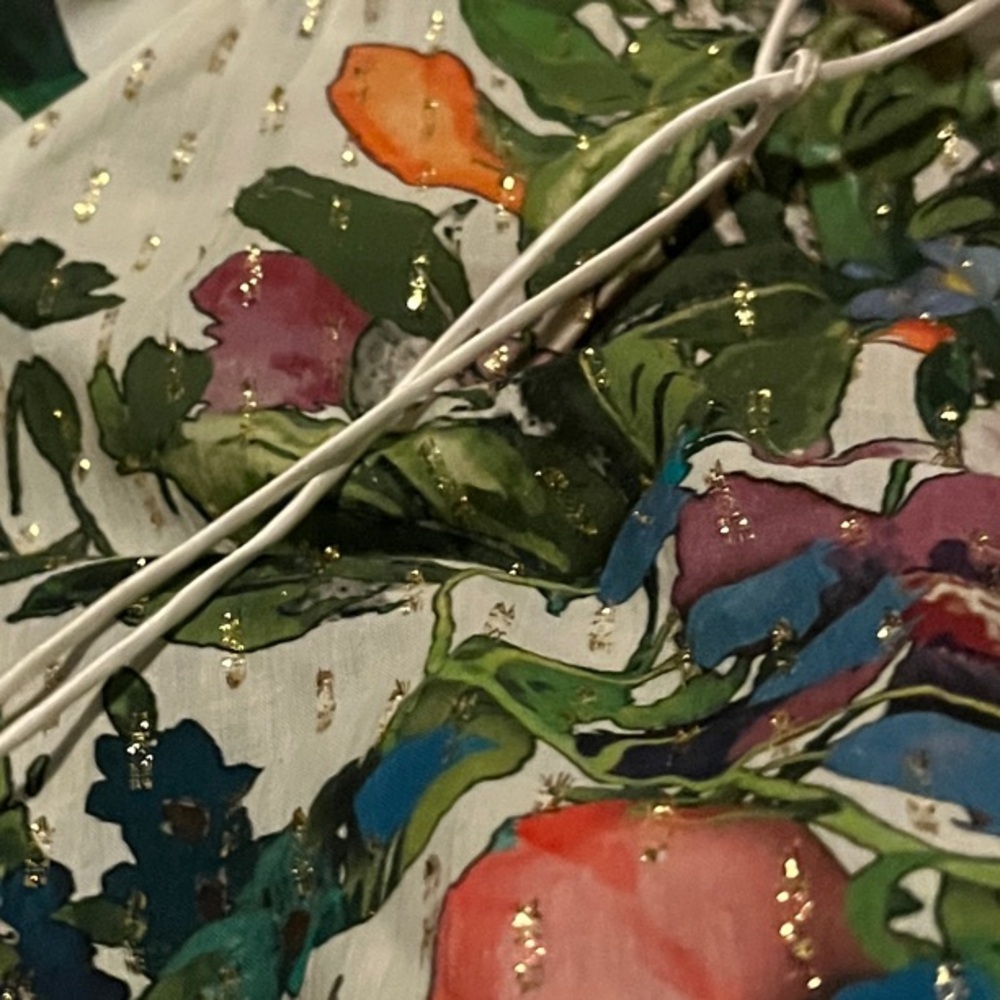 Aratta Large Zinnea Metallic Top - Picture 6 of 10